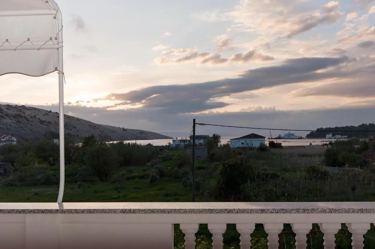 Apartment Lopar 12