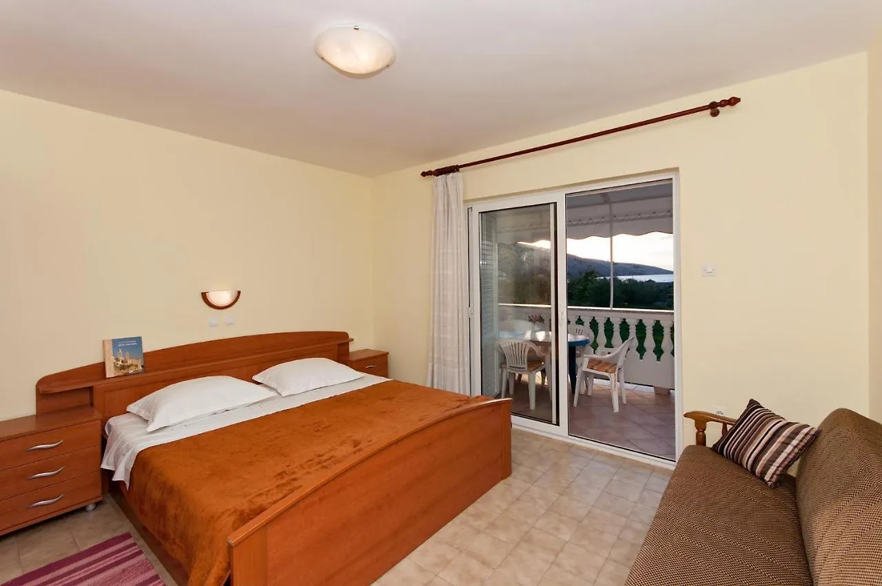 Apartment Lopar 12
