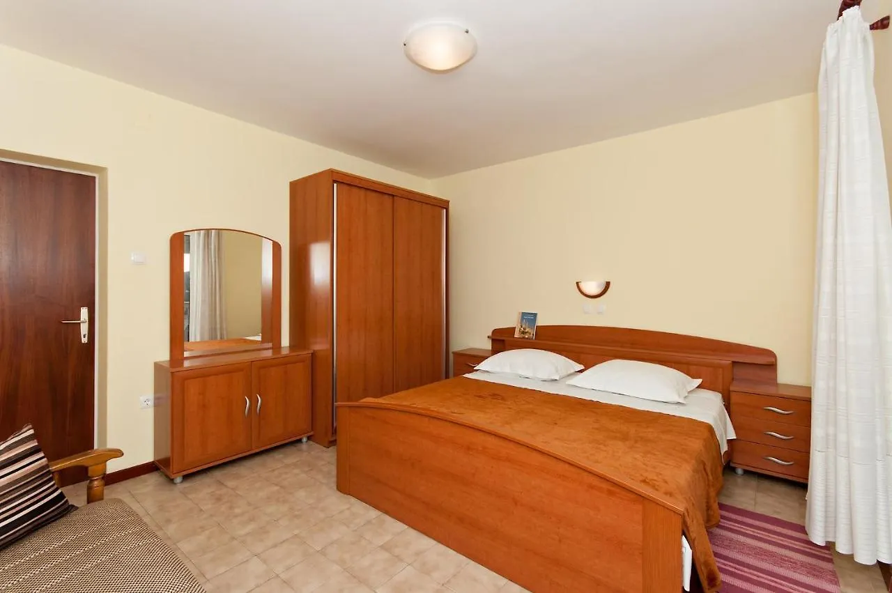 Apartment Lopar 12